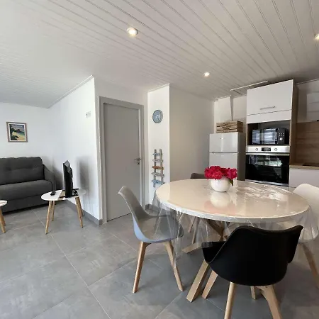 Maison Proche Centre Noirmoutier, Terrasse Et Parking - Fr-1-224b-195 * Noirmoutier-en-l'Île