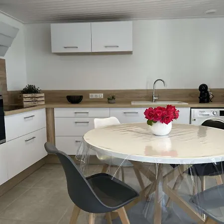 Maison Cosy Avec Terrasse, 4 Pers., Proche Centre - Fr-1-224b-195 *