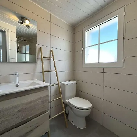 Maison Cosy Avec Terrasse, 4 Pers., Proche Centre - Fr-1-224b-195 Holiday home