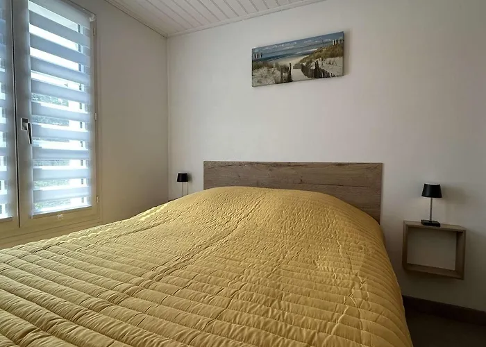 Maison Proche Centre Noirmoutier, Terrasse Et Parking - Fr-1-224b-195