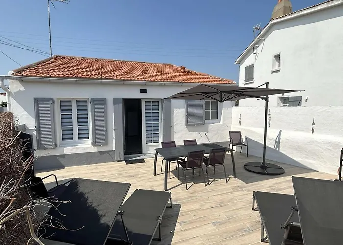 Maison Proche Centre Noirmoutier, Terrasse Et Parking - Fr-1-224b-195 * Noirmoutier-en-l'Ile